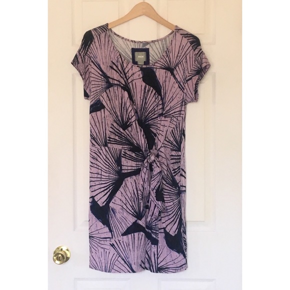 ❌SOLD❌ Lilac & Navy Palm Leaf Dress ❌SOLD❌ - Picture 2 of 8